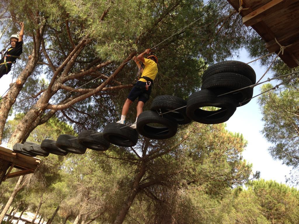 Camping Sierra De Las Nieves Yunquera Ngoại thất bức ảnh